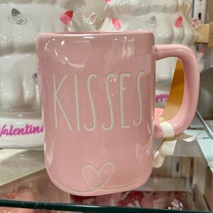 Rae Dunn Valentine ‘s Day Kisses Hugs Pink Heart Love Ceramic Coffee Mug NWT